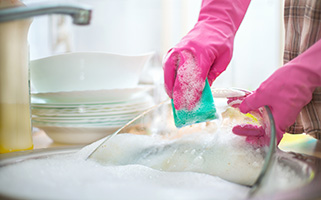 Dishwashing challenges - washing dishes